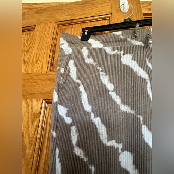 French Laundry - Pajama Pants/Loungewear - Picture 3 of 6